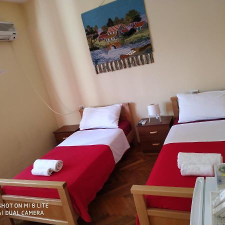 Apartamento Elisabet Tirana Exterior foto